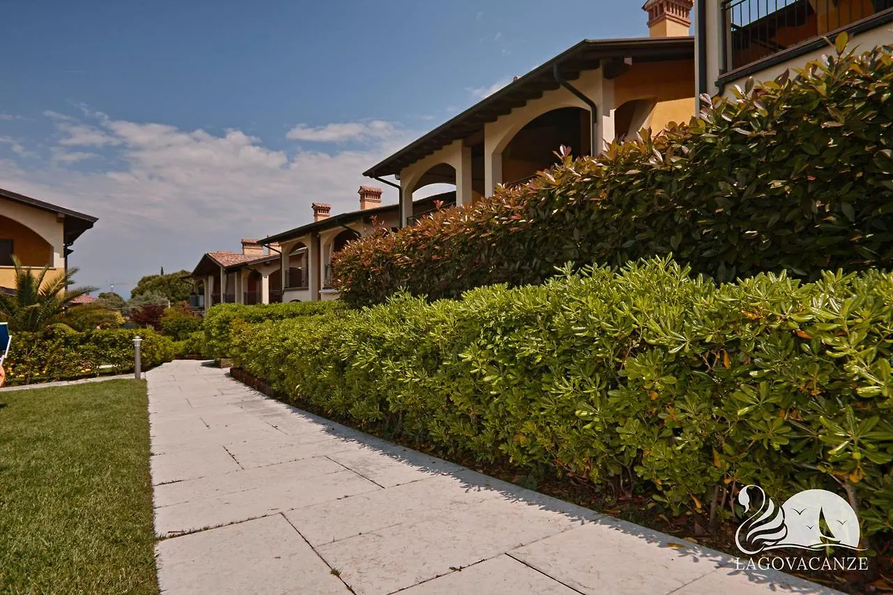 Apartment Appartamento Romantica Manerba del Garda Italy